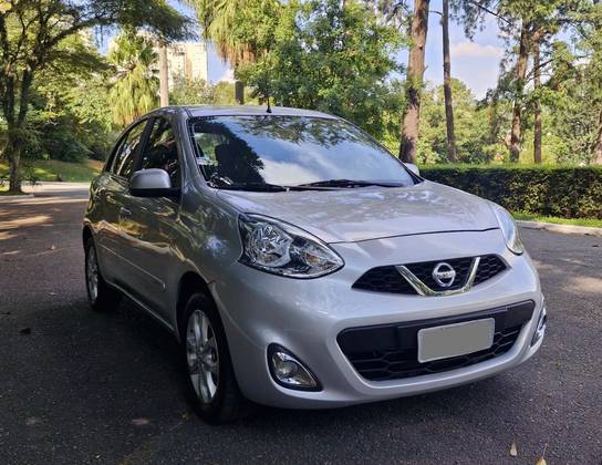 NISSAN MARCH 1.6 SV 16V FLEX 4P XTRONIC NISSAN MARCH 1.6 SV 16V FLEX 4P XTRONIC